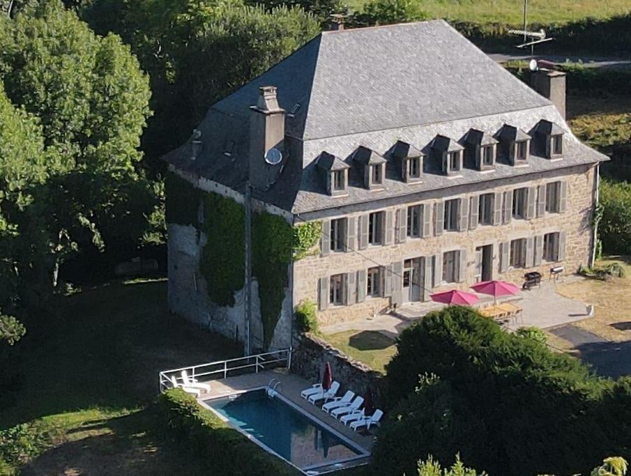 Belle Et Confortable Demeure Du XVII Eme Siecle Champagnac  Exteriör bild